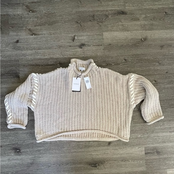 En Saison Textured Beige Sweater - Picture 2 of 7